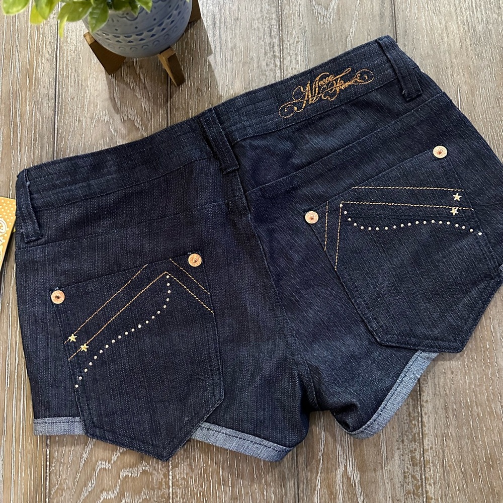 Mecca Femme Denim Shorts NEW - Picture 7 of 9